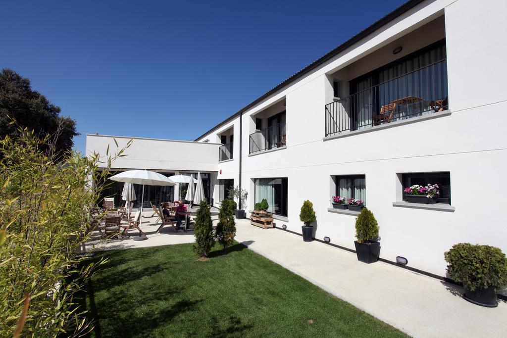 El Hotelito Navaluenga Exterior foto